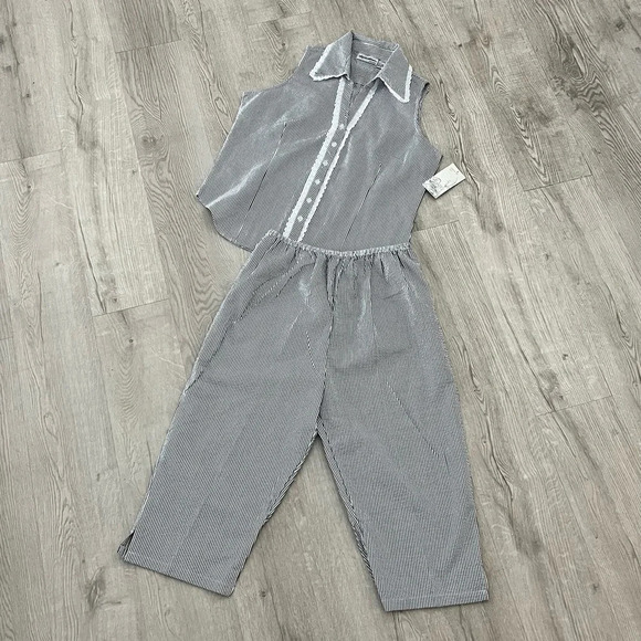 NWT NOS Allyson Whitmore Seersucker PJ or Play Set Black White Striped NEW L - Picture 1 of 12